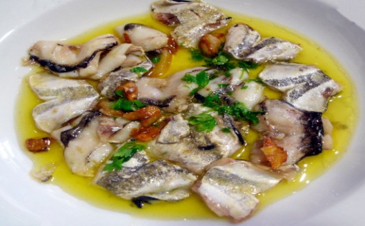 Cocochas-de-Merluza-al-ajillo1